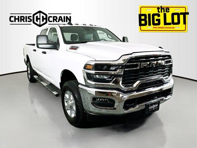 2025 RAM 2500 Tradesman Crew Cab 4x4 64 Box
