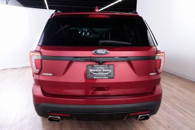 2016 Ford Explorer Sport