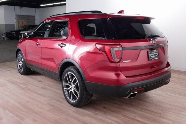 2016 Ford Explorer Sport