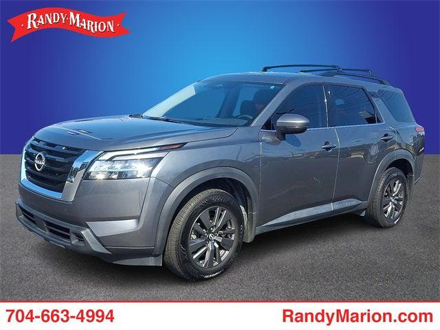 2022 Nissan Pathfinder SV 2WD
