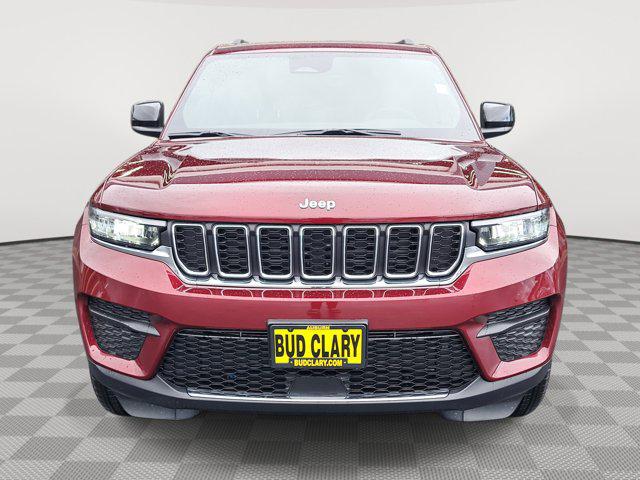 2025 Jeep Grand Cherokee Laredo X 4x4
