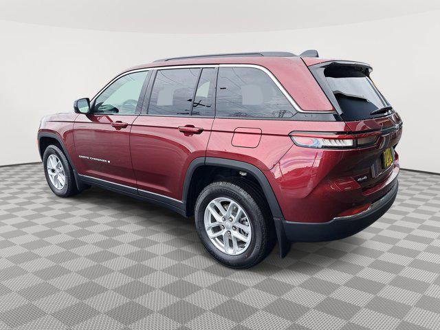 2025 Jeep Grand Cherokee Laredo X 4x4