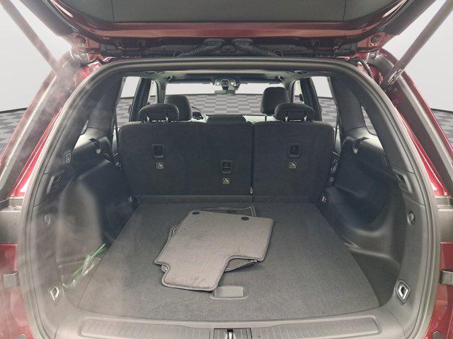 2025 Jeep Grand Cherokee Laredo X 4x4