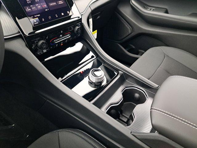 2025 Jeep Grand Cherokee Laredo X 4x4