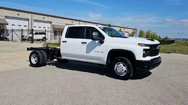 2026 Chevrolet Silverado 3500HD Chassis Work Truck