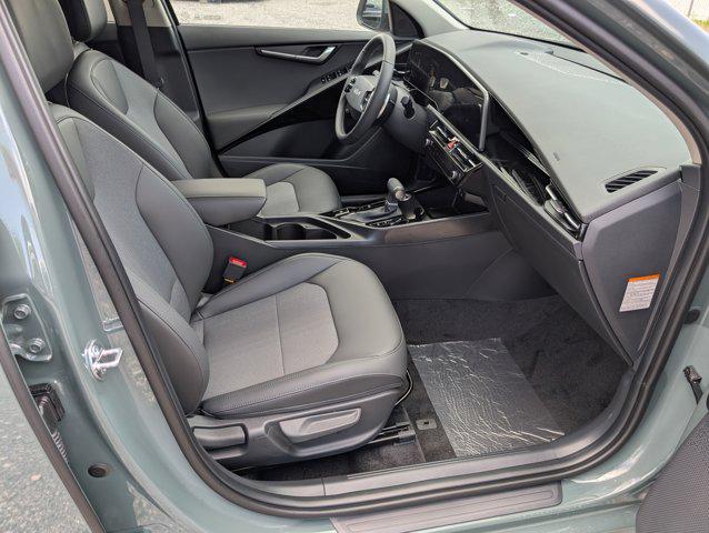 2025 Kia Niro EX