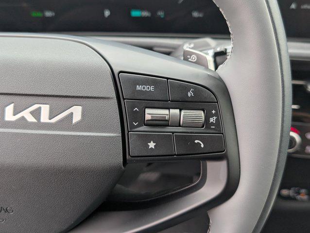 2025 Kia EV6 Light Long Range