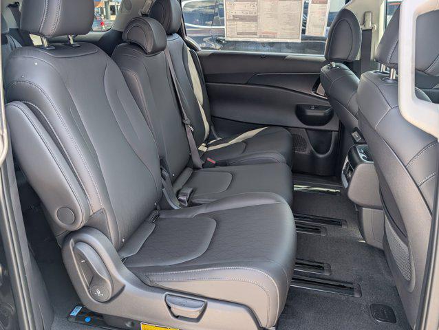 2026 Kia Carnival SX