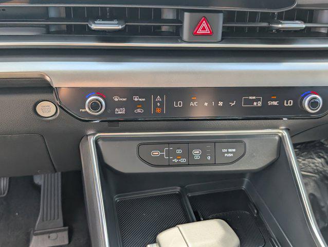 2026 Kia Carnival SX