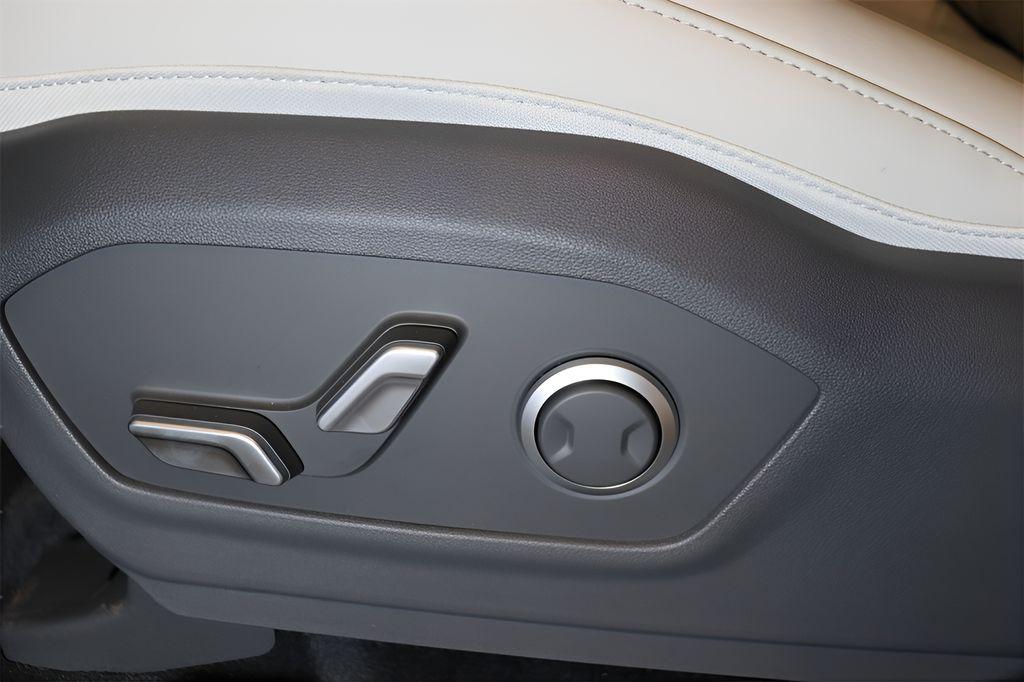 2026 Hyundai Santa Fe SEL - Photo 10