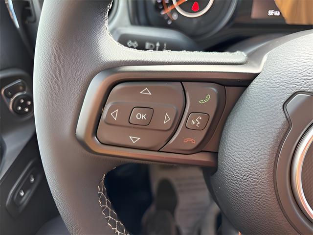 2025 Jeep Wrangler 4-Door Summit 4x4