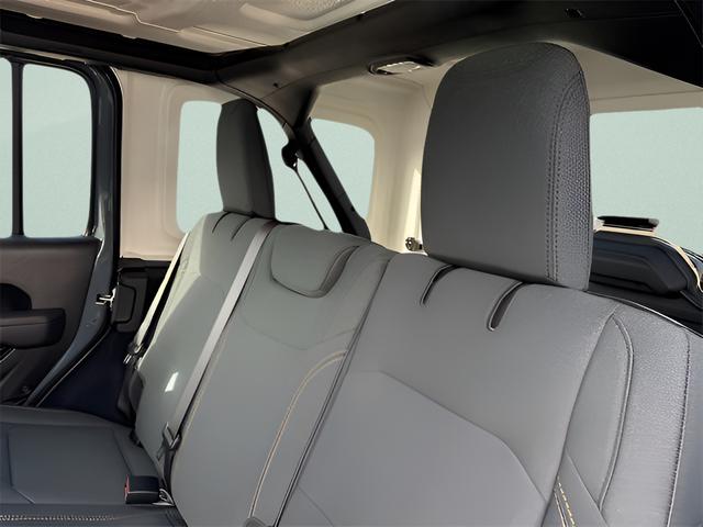 2025 Jeep Wrangler 4-Door Summit 4x4