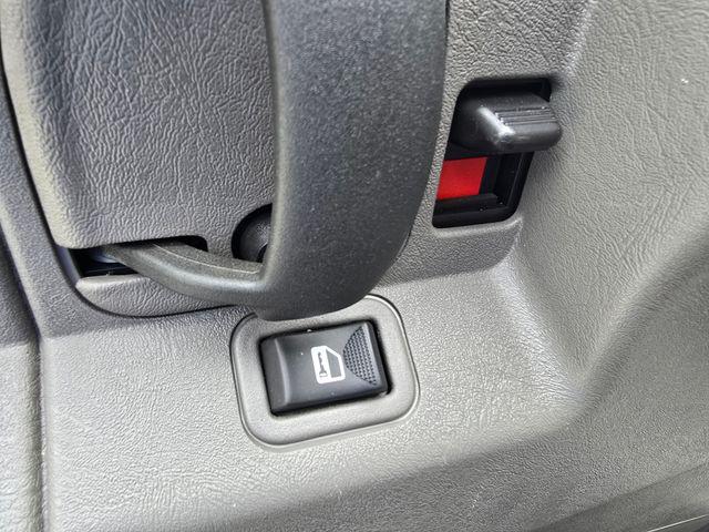 2025 GMC Savana Passenger RWD 2500 Regular Wheelbase LT