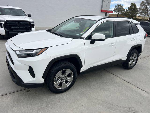 2024 Toyota RAV4 XLE's photo
