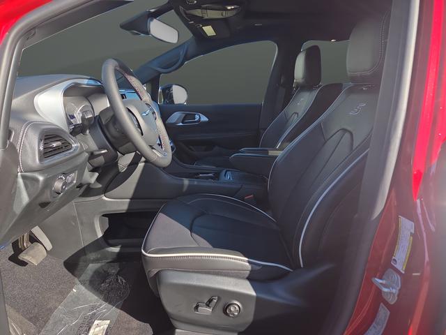 2026 Chrysler Pacifica PACIFICA LIMITED AWD