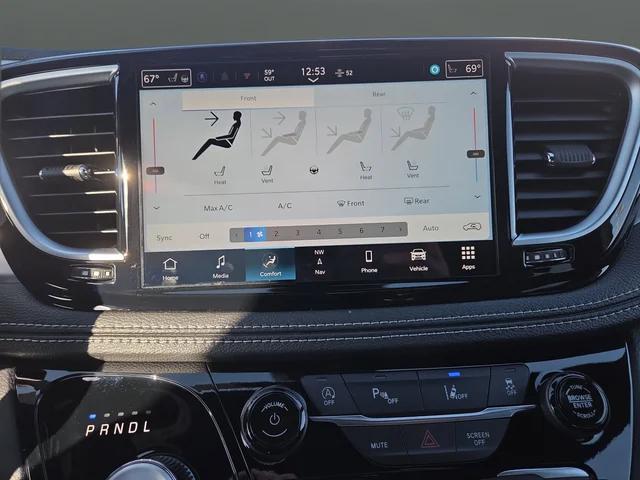 2026 Chrysler Pacifica Limited AWD