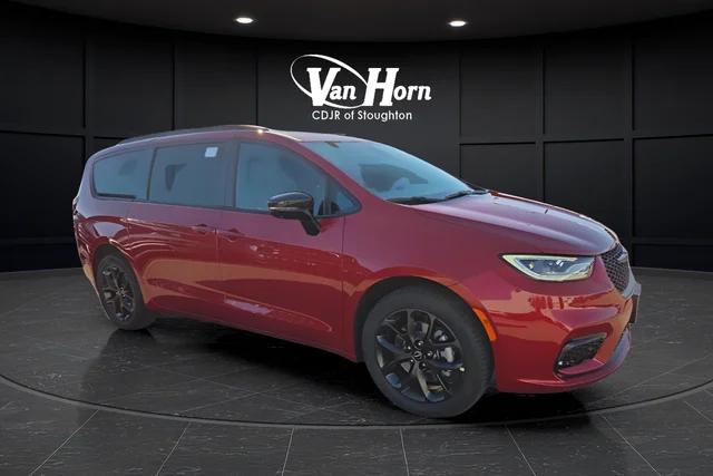 2026 Chrysler Pacifica Limited AWD