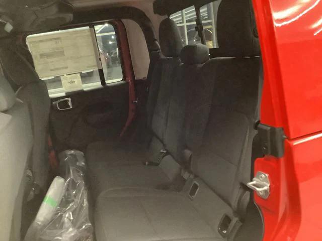 2026 Jeep Gladiator GLADIATOR SPORT S 4X4