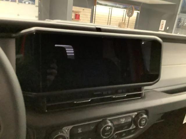 2026 Jeep Gladiator GLADIATOR SPORT S 4X4