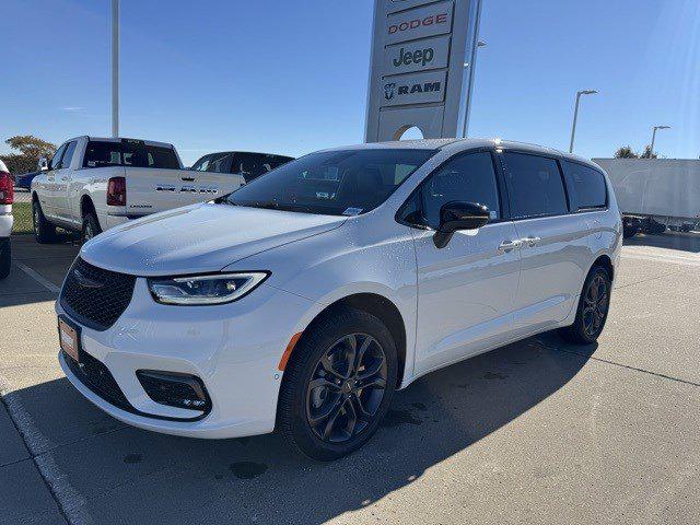 2026 Chrysler Pacifica PACIFICA SELECT AWD 2026 Chrysler Pacifica PACIFICA SELECT AWD