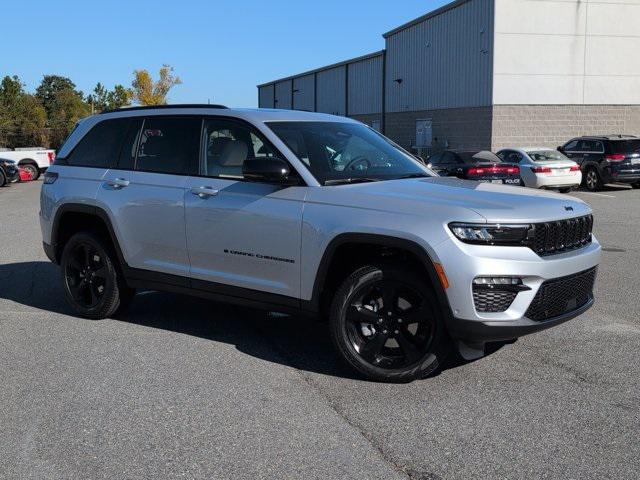 2025 Jeep Grand Cherokee GRAND CHEROKEE LIMITED 4X4 2025 Jeep Grand Cherokee GRAND CHEROKEE LIMITED 4X4