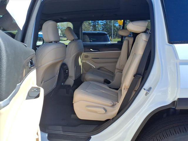 2025 Jeep Grand Cherokee Limited 4x4