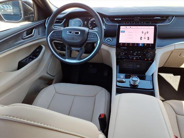 2025 Jeep Grand Cherokee Limited 4x4