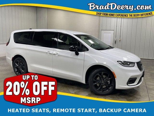 2026 Chrysler Pacifica PACIFICA SELECT AWD