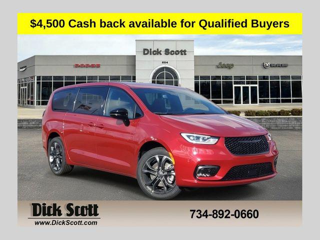 2026 Chrysler Pacifica PACIFICA SELECT AWD