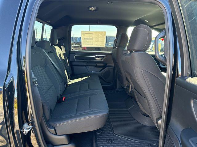 2026 Ram 1500 Lone Star Crew Cab 4x4 5'7" Box