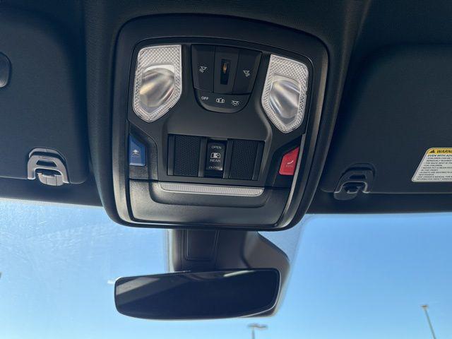 2026 Ram 1500 Lone Star Crew Cab 4x4 5'7" Box