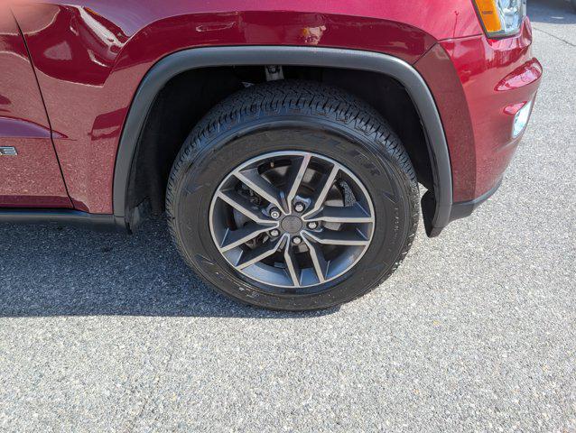 2020 Jeep Grand Cherokee Laredo E 4x4