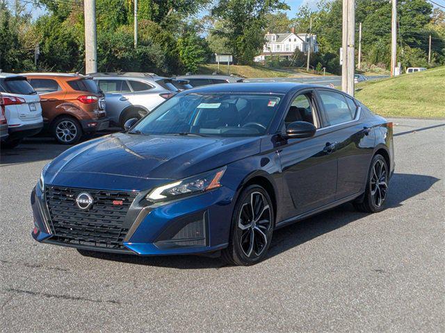 2023 Nissan Altima SR FWD
