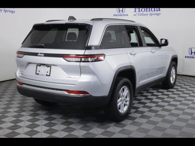 2024 Jeep Grand Cherokee Laredo 4x4