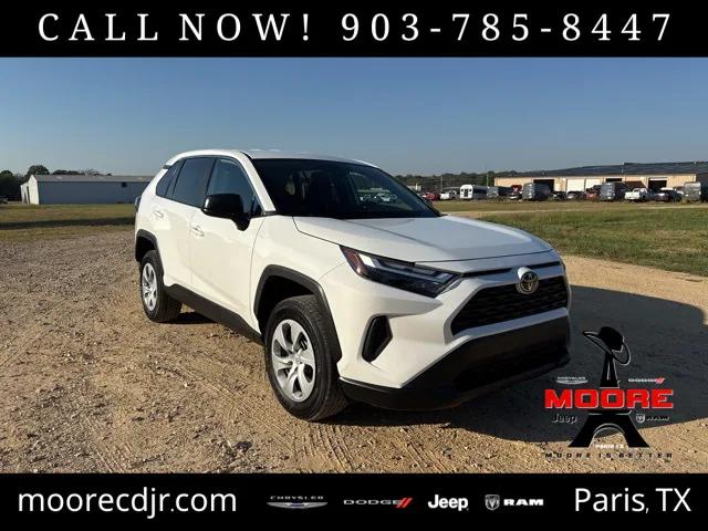 2024 Toyota RAV4 LE