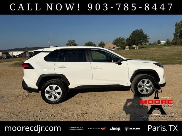 2024 Toyota RAV4 LE