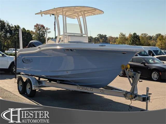 2024 Robalo R202 Explorer 