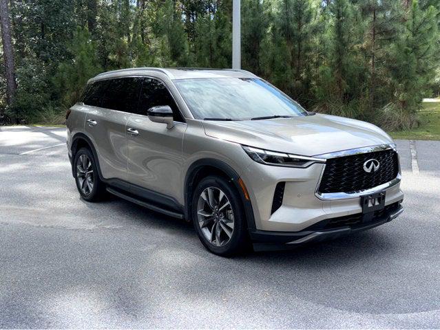 2022 INFINITI QX60 LUXE AWD
