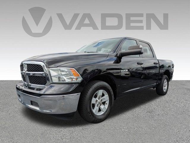 2023 RAM 1500 Classic SLT Crew Cab 4x2 57 Box 2023 RAM 1500 Classic SLT Crew Cab 4x2 57 Box