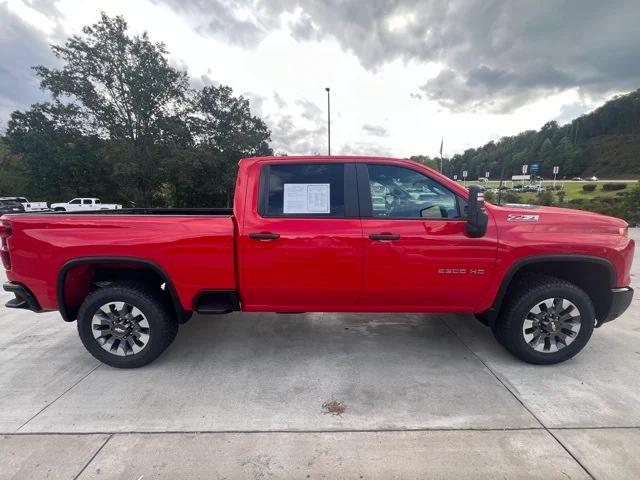 2025 Chevrolet Silverado 2500HD 4WD Crew Cab Standard Bed Custom