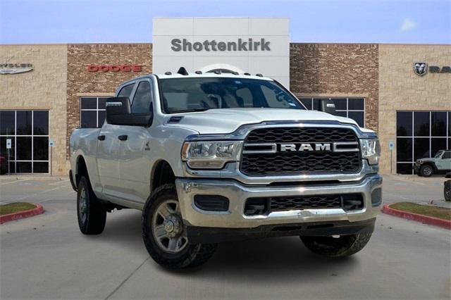 2023 RAM 2500 Tradesman Crew Cab 4x4 64 Box
