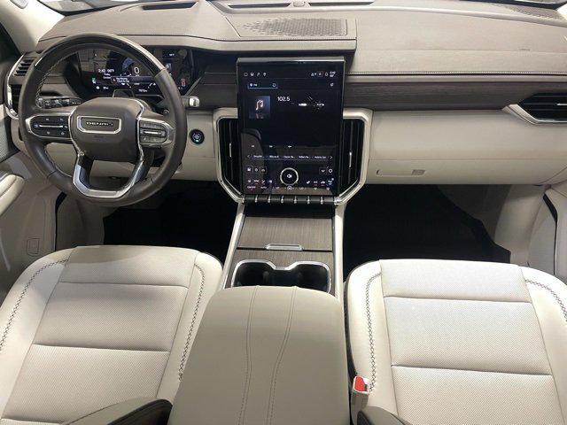 2025 GMC Acadia FWD Denali 2025 GMC Acadia FWD Denali