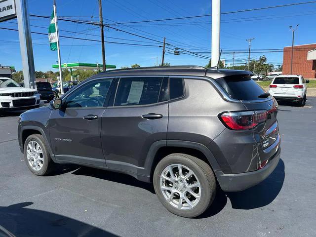 2023 Jeep Compass Latitude Lux FWD 2023 Jeep Compass Latitude Lux FWD