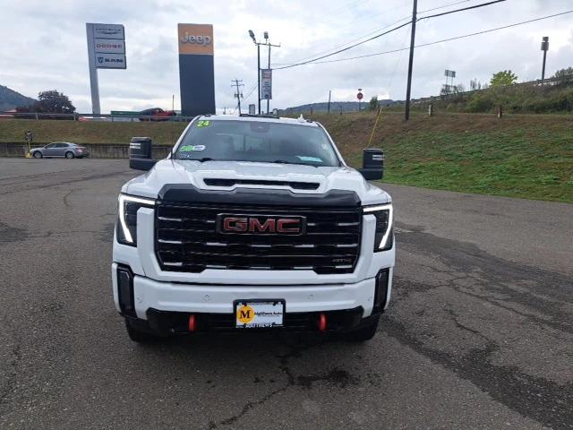 2024 GMC Sierra 2500HD 4WD Crew Cab Standard Bed AT4 2024 GMC Sierra 2500HD 4WD Crew Cab Standard Bed AT4