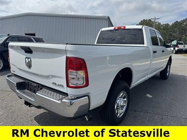 2023 RAM 3500 Tradesman Crew Cab 4x4 8 Box