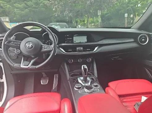 2022 Alfa Romeo Stelvio Sprint AWD