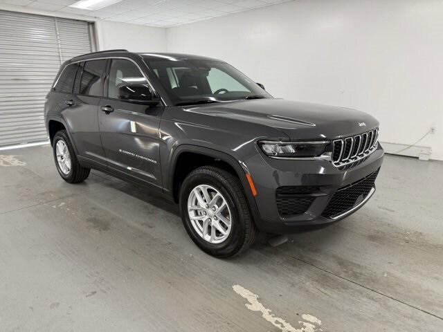 2025 Jeep Grand Cherokee GRAND CHEROKEE LAREDO X 4X2