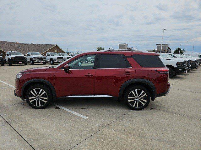 2024 Nissan Pathfinder Platinum 4WD