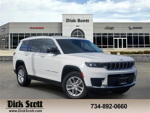 2023 Jeep Grand Cherokee L Laredo 4x4 2023 Jeep Grand Cherokee L Laredo 4x4