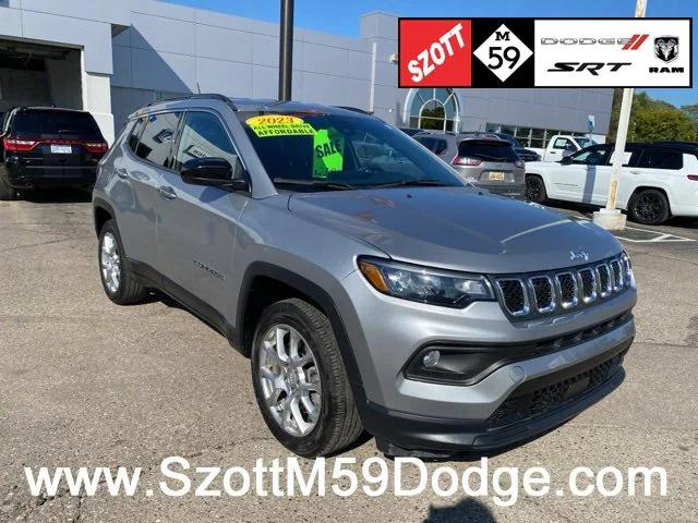 2023 Jeep Compass Latitude Lux FWD